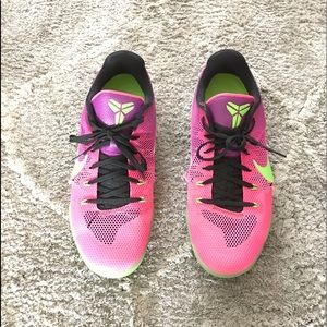 Nike Kobe 11 “Mambacurial” Size 13 Basketball Shoe